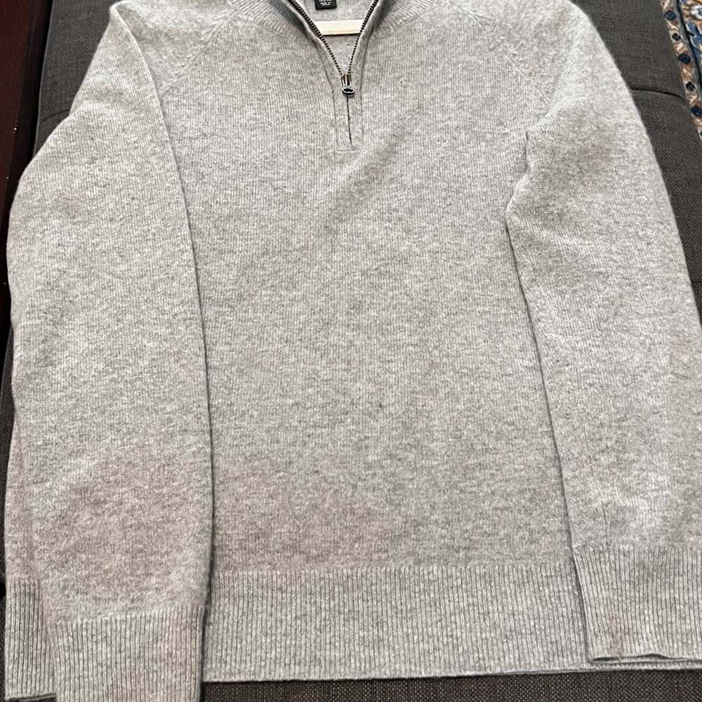 Crewcuts Boy size 10-11 Heather Grey 100% Cashmere Sweater, EUC